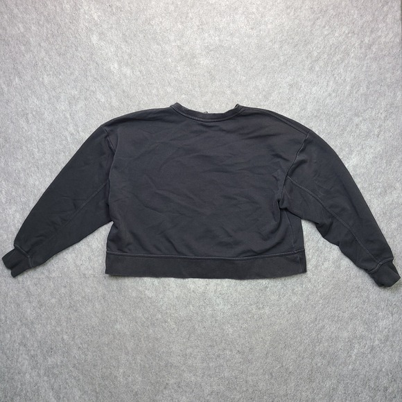 Nike‎ Crop Sweatshirt Womens Medium Black Center Solo Fuzzy Swoosh Crew Neck - Picture 2 of 9